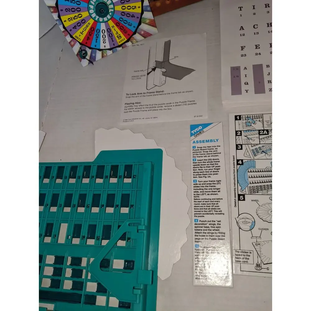 Vintage 1992 Wheel of Fortune Board Game Tyco Complete